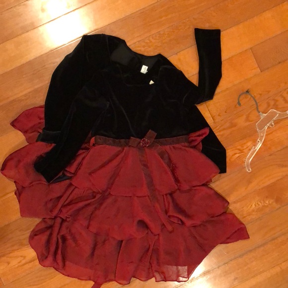 Jona Michelle - Christmas Formals (2) - Picture 3 of 3